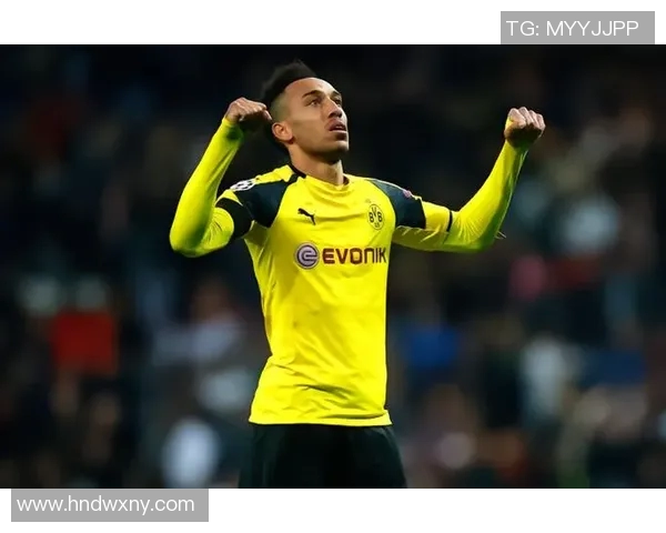 足球巨星私生活风波不断内幕揭秘 娱乐圈背后的混乱与隐秘故事